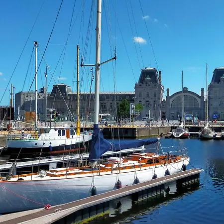 3 Bedroom In Apartment